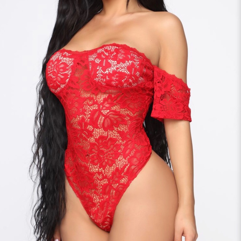 Lace lover bodysuit